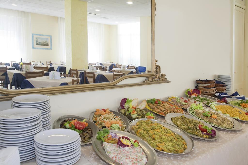 Hotel Quisisana Римини Экстерьер фото
